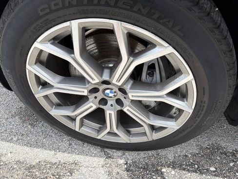 Used 2024 BMW X7 xDrive40i AWD/4WD image 10