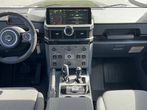 Used 2025 INEOS Grenadier image 13