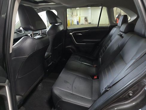 Used 2023 Toyota RAV4 XLE Premium image 45