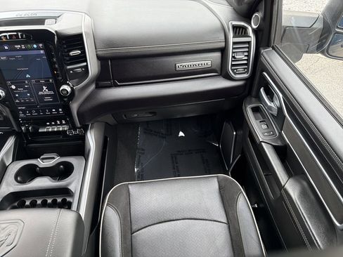 Used 2024 RAM 2500 Laramie w/ Night Edition image 18