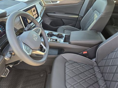 New 2026 Volkswagen Atlas SEL Premium R-Line image 11