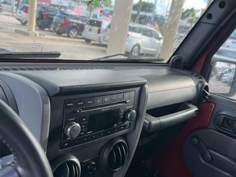 Used 2008 Jeep Wrangler Unlimited X AWD/4WD image 9