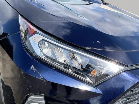 Used 2020 Toyota RAV4 XLE FWD image 26