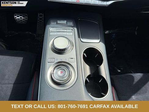 Used 2022 Genesis GV70 3.5T Sport w/ Sport Prestige Package AWD/4WD image 21