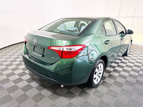 Used 2016 Toyota Corolla LE FWD image 3