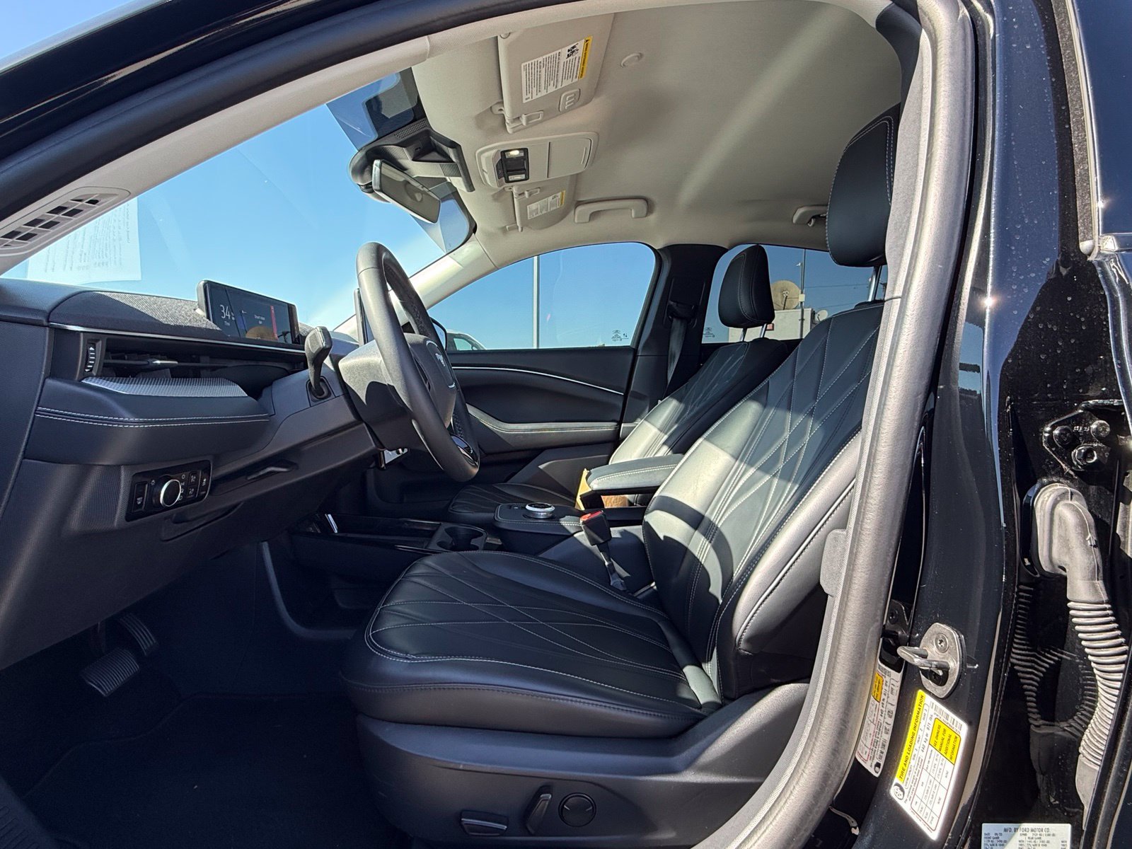 Used 2023 Ford Mustang Mach-E Select RWD image 5