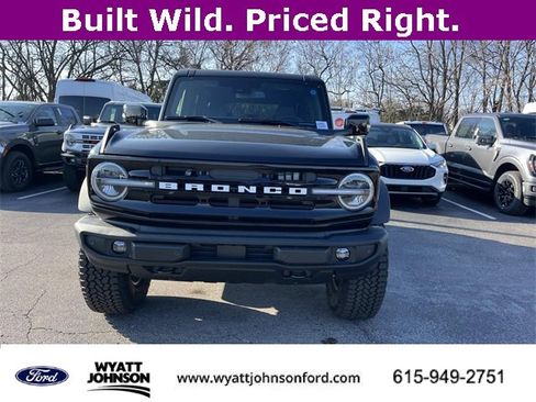 New 2025 Ford Bronco Outer Banks w/ Sasquatch Package image 8
