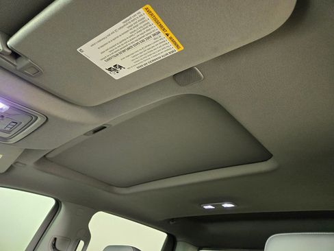 Used 2020 Chevrolet Silverado 1500 LTZ w/ LTZ Premium Package image 16