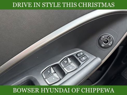 Used 2018 Hyundai Santa Fe Sport w/ 2.0T Ultimate Tech Package 05 image 20