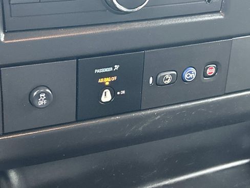 Used 2023 GMC Savana 2500 w/ Driver Convenience Package image 25