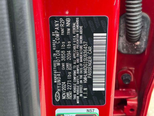 Certified 2025 Hyundai Elantra Sport FWD image 31
