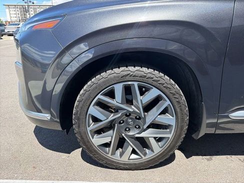 Used 2022 Hyundai Santa Fe Calligraphy FWD image 4