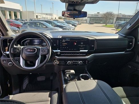 Used 2025 GMC Sierra 1500 Elevation w/ Preferred Package image 19