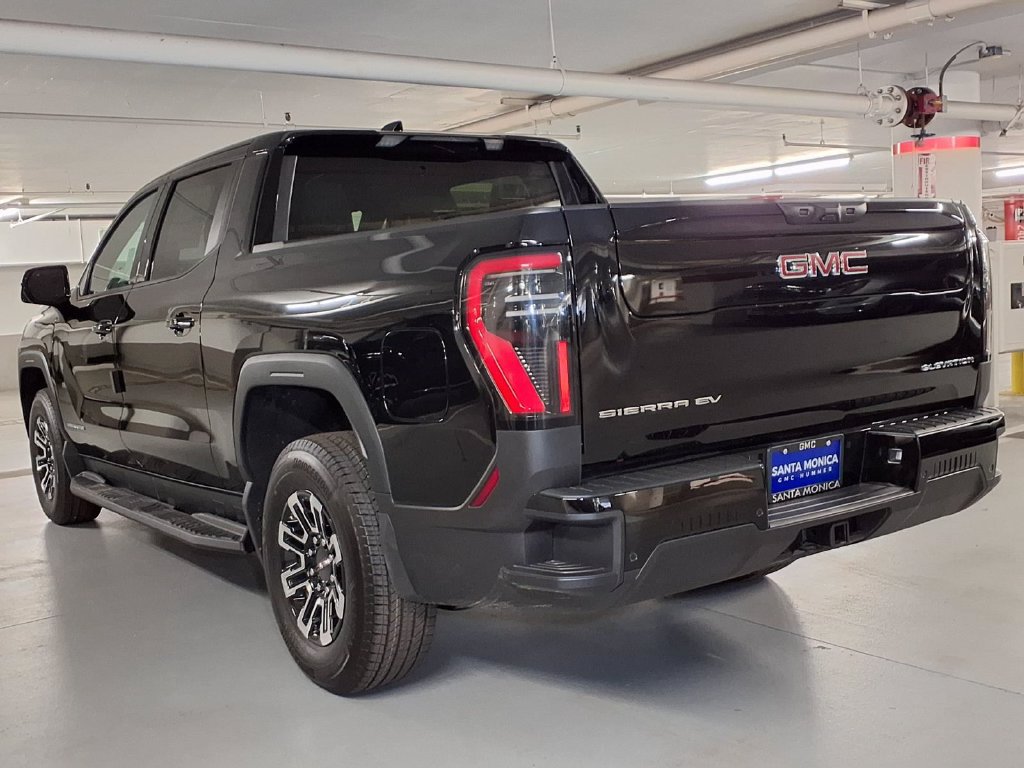 Used 2026 GMC Sierra EV Elevation AWD/4WD image 10