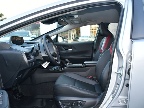 New 2026 Toyota Prius Plug-In Hybrid image 3