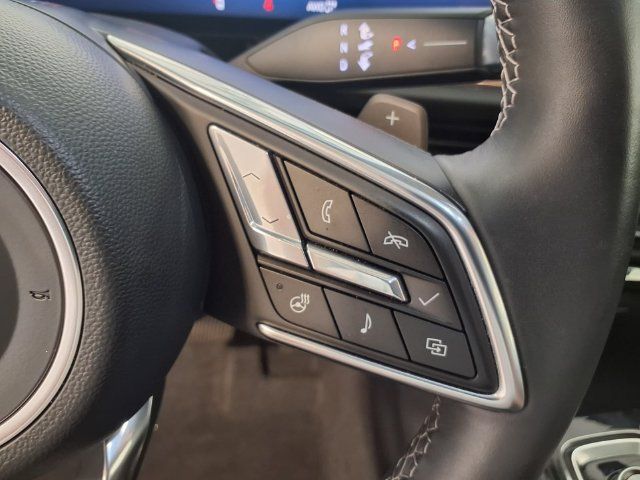 Used 2025 Buick Envision Avenir AWD/4WD image 10