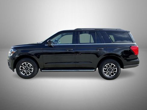 Used 2023 Ford Expedition XLT AWD/4WD image 8