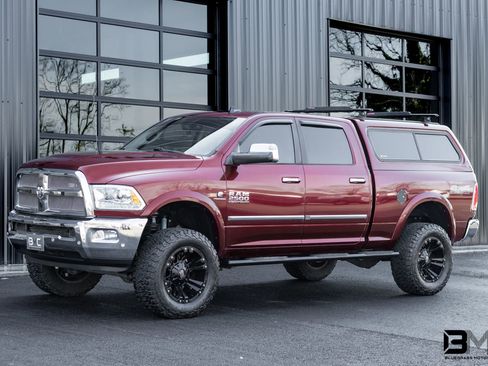 Used 2017 RAM 2500 Laramie image 2