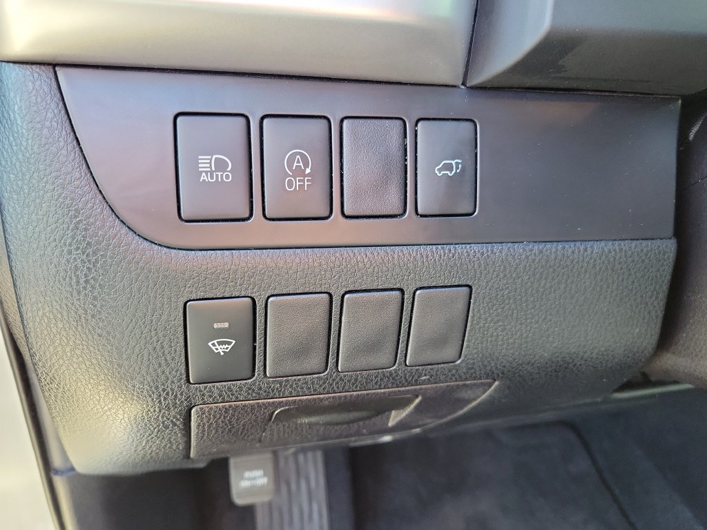 Used 2019 Toyota Highlander XLE FWD image 27