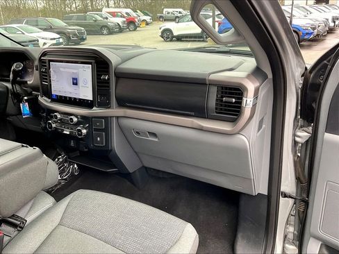 Used 2025 Ford F150 XLT w/ Equipment Group 301A Standard AWD/4WD image 12