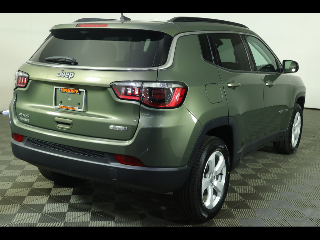 Used 2021 Jeep Compass Latitude w/ Convenience Group AWD/4WD image 16