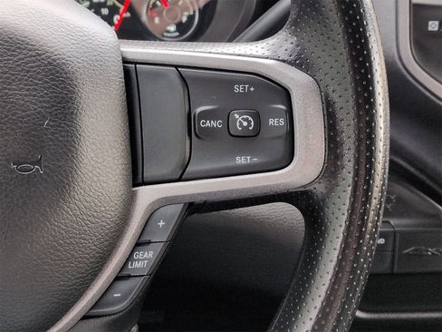 Used 2024 RAM 2500 Tradesman w/ Chrome Appearance Group image 24