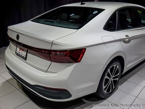 Used 2025 Volkswagen Jetta Sport FWD image 11