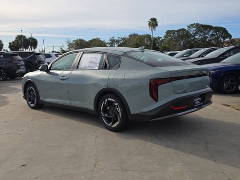 New 2025 Kia K4 EX image 6