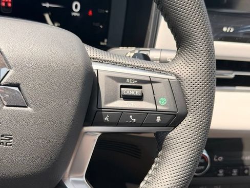 New 2026 Mitsubishi Outlander SE FWD image 27