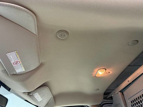 Used 2017 Chevrolet Express 2500 image 47