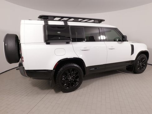 Used 2024 Land Rover Defender 130 Outbound AWD/4WD image 12