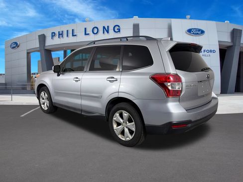 Used 2016 Subaru Forester 2.5i Limited AWD/4WD image 5