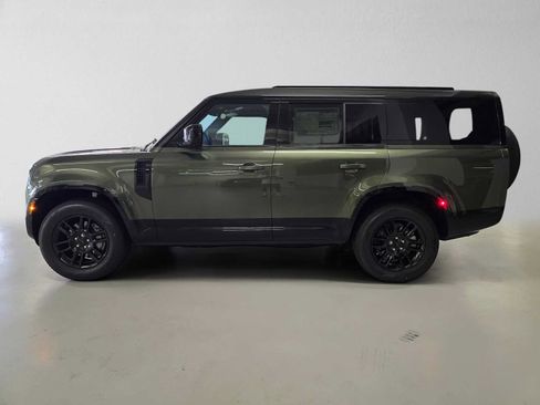 New 2026 Land Rover Defender 130 X-Dynamic SE AWD/4WD image 2