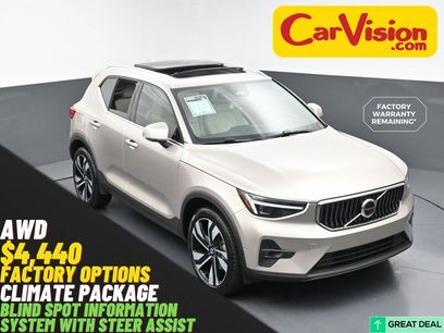 Used 2024 Volvo XC40 B5 Plus w/ Protection Package Premier