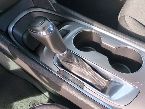 Used 2019 Chevrolet Malibu LT image 18