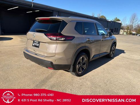 Certified 2025 Nissan Rogue SV w/ SV Premium Package image 7