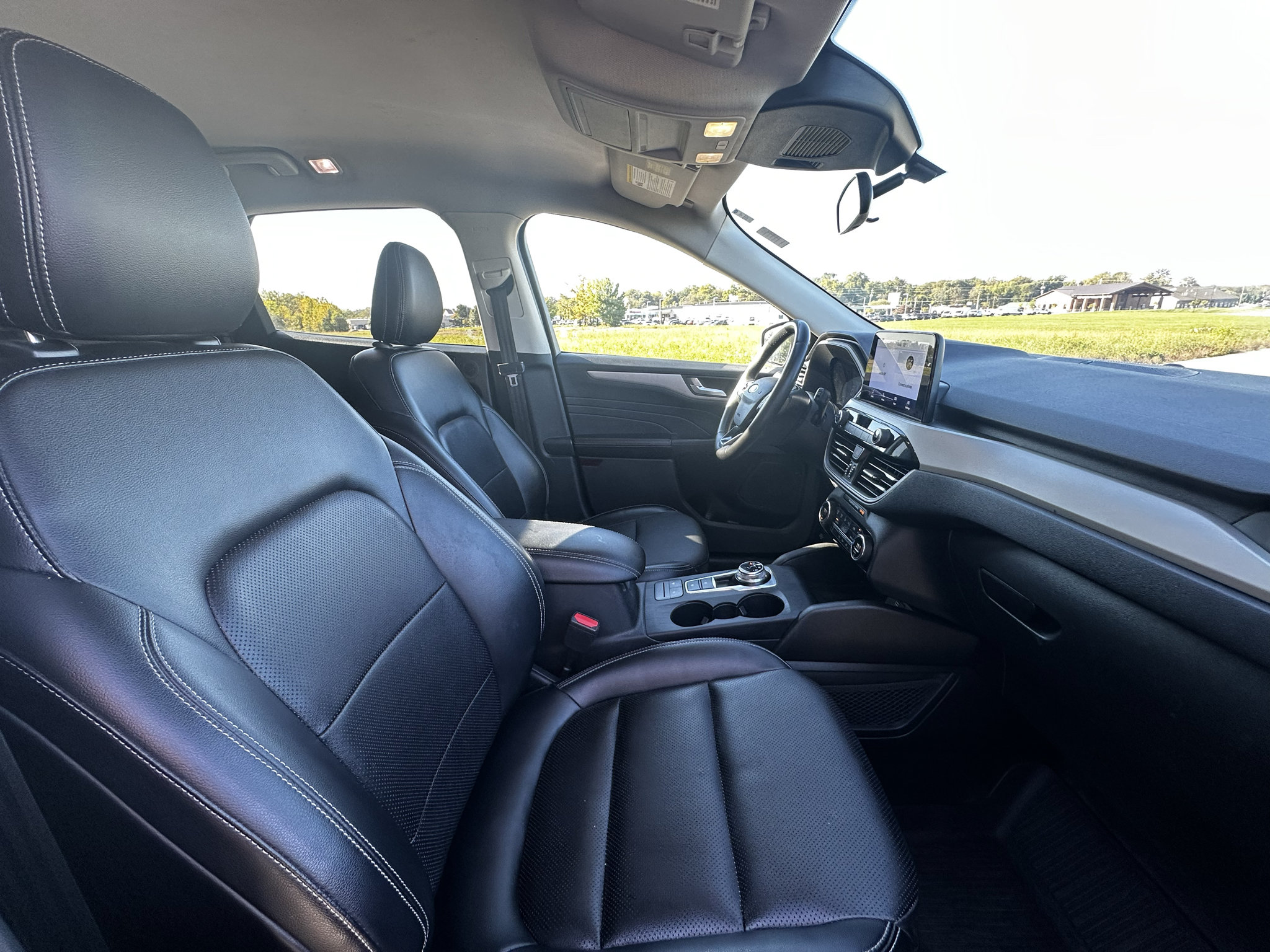 Used 2021 Ford Escape SEL w/ Technology Package AWD/4WD image 29