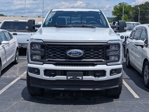 Used 2024 Ford F250 XLT w/ XLT Premium Package AWD/4WD image 5