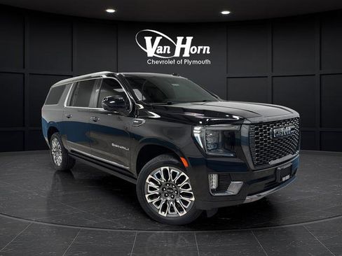 Used 2023 GMC Yukon XL Denali Ultimate image 1