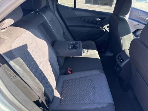 Used 2024 Chevrolet Equinox LT FWD image 32
