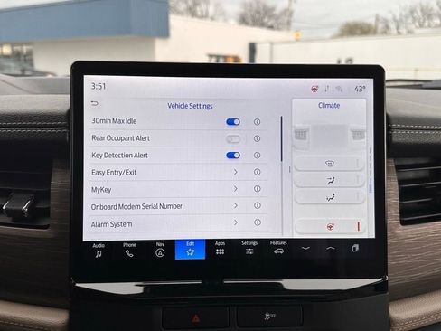 Used 2023 Ford Expedition Limited image 37