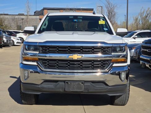 Used 2018 Chevrolet Silverado 1500 LT w/ LT Eassist Package image 7