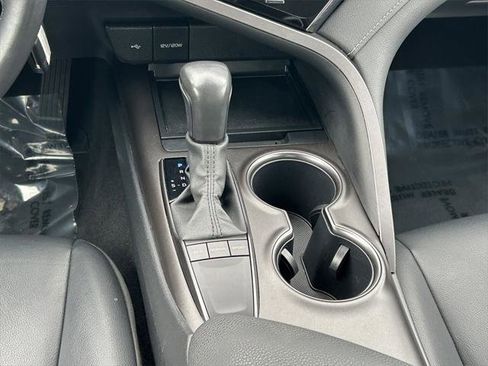 Certified 2024 Toyota Camry SE image 19