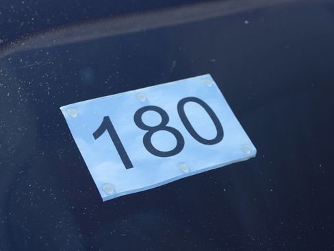 Used 2018 BMW 740i image 11