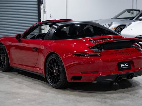 Used 2019 Porsche 911 AWD/4WD image 70