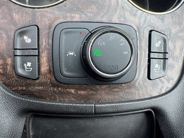 Used 2020 GMC Acadia Denali w/ Technology Package AWD/4WD image 25