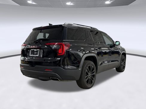 Used 2023 GMC Acadia SLT w/ Elevation Edition AWD/4WD image 9