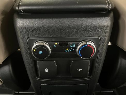 Used 2023 Ford Explorer XLT w/ Equipment Group 202A AWD/4WD image 26