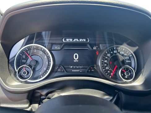 Used 2022 RAM 1500 Big Horn RWD image 10