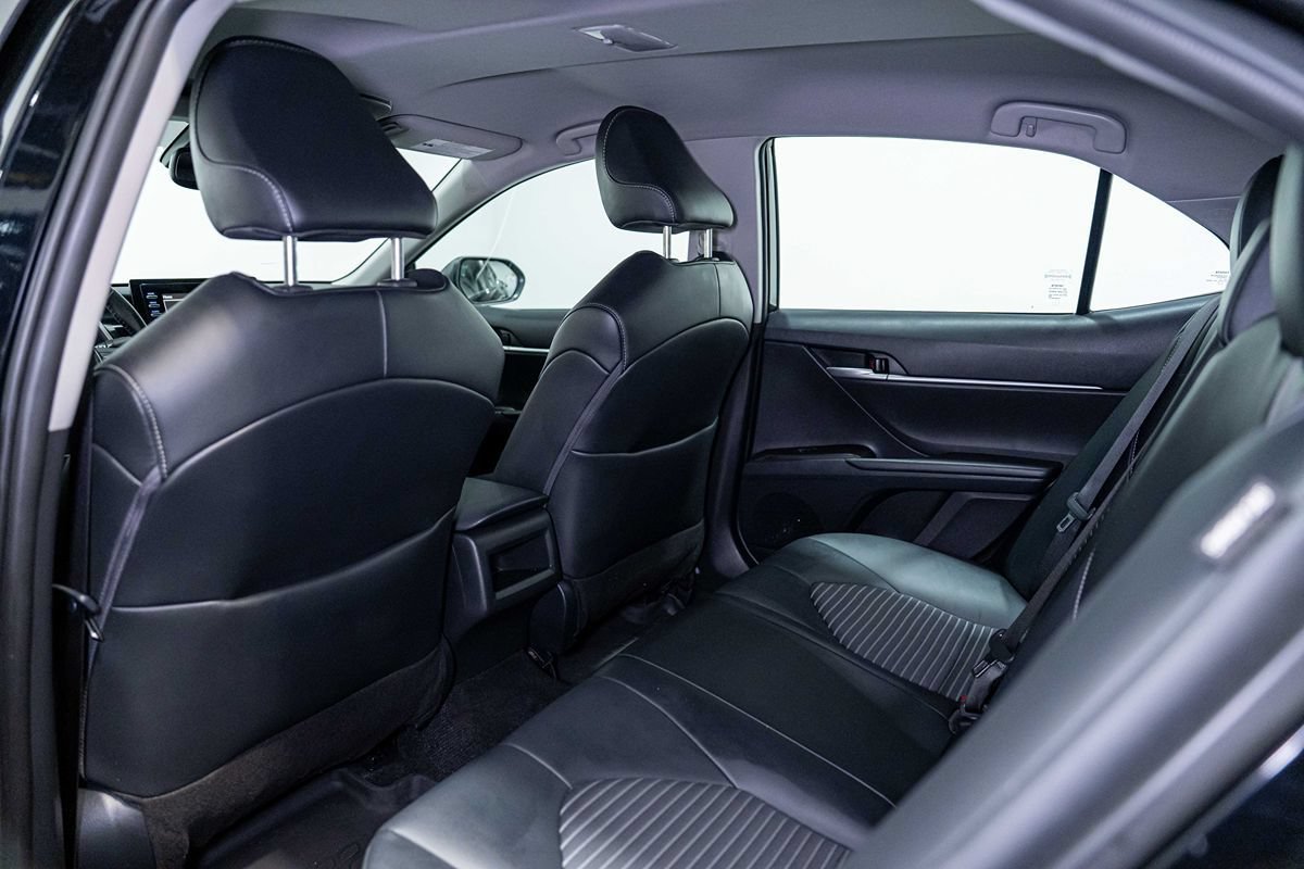 Used 2023 Toyota Camry SE w/ Convenience Package FWD image 15